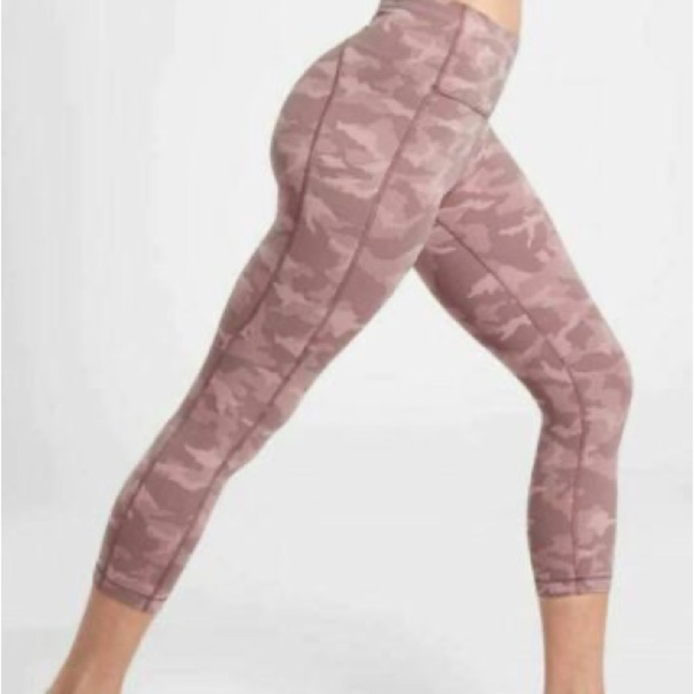 Athleta Ultimate Capri 7/8 Tight